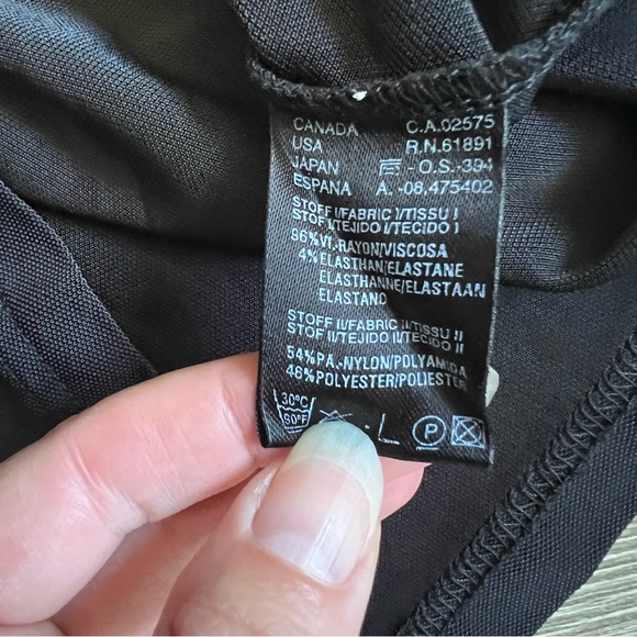 LAURÈL JEANS (Escada) classic black button up shirt
EUC - Picture 7 of 10